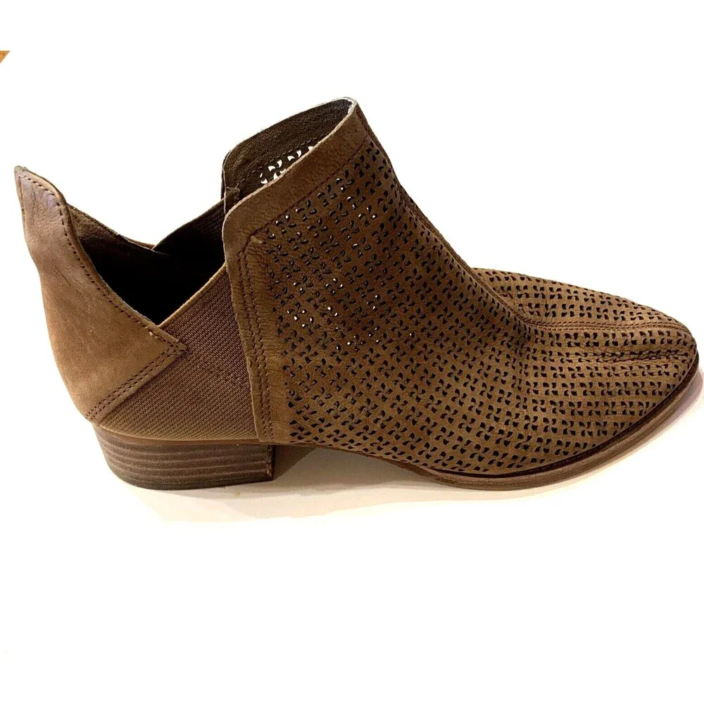 Vince Camuto Celine Ankle Boots Size 7M Suede Leather Perforated Western Boho